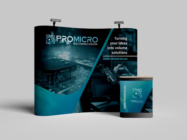 creatieve ontwerpen voor een gratis expo stand met banner